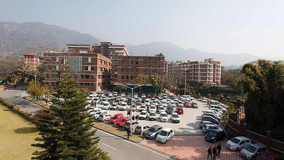 universities of dehradun