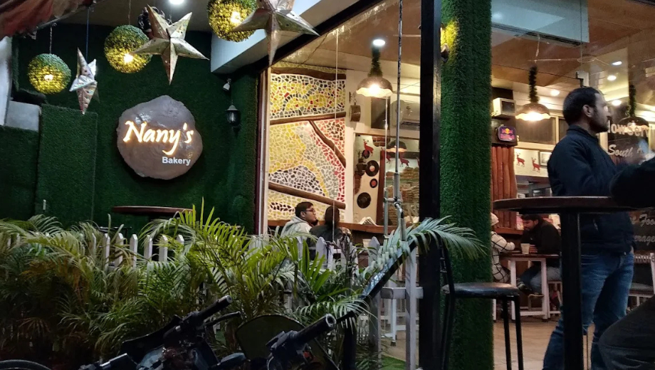 NANYS BAKERS 