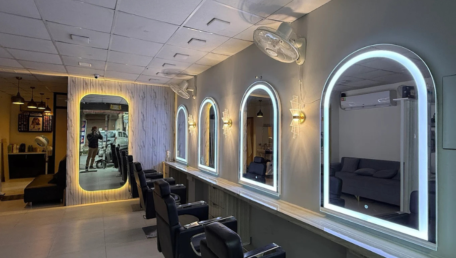 Mt unisex salon